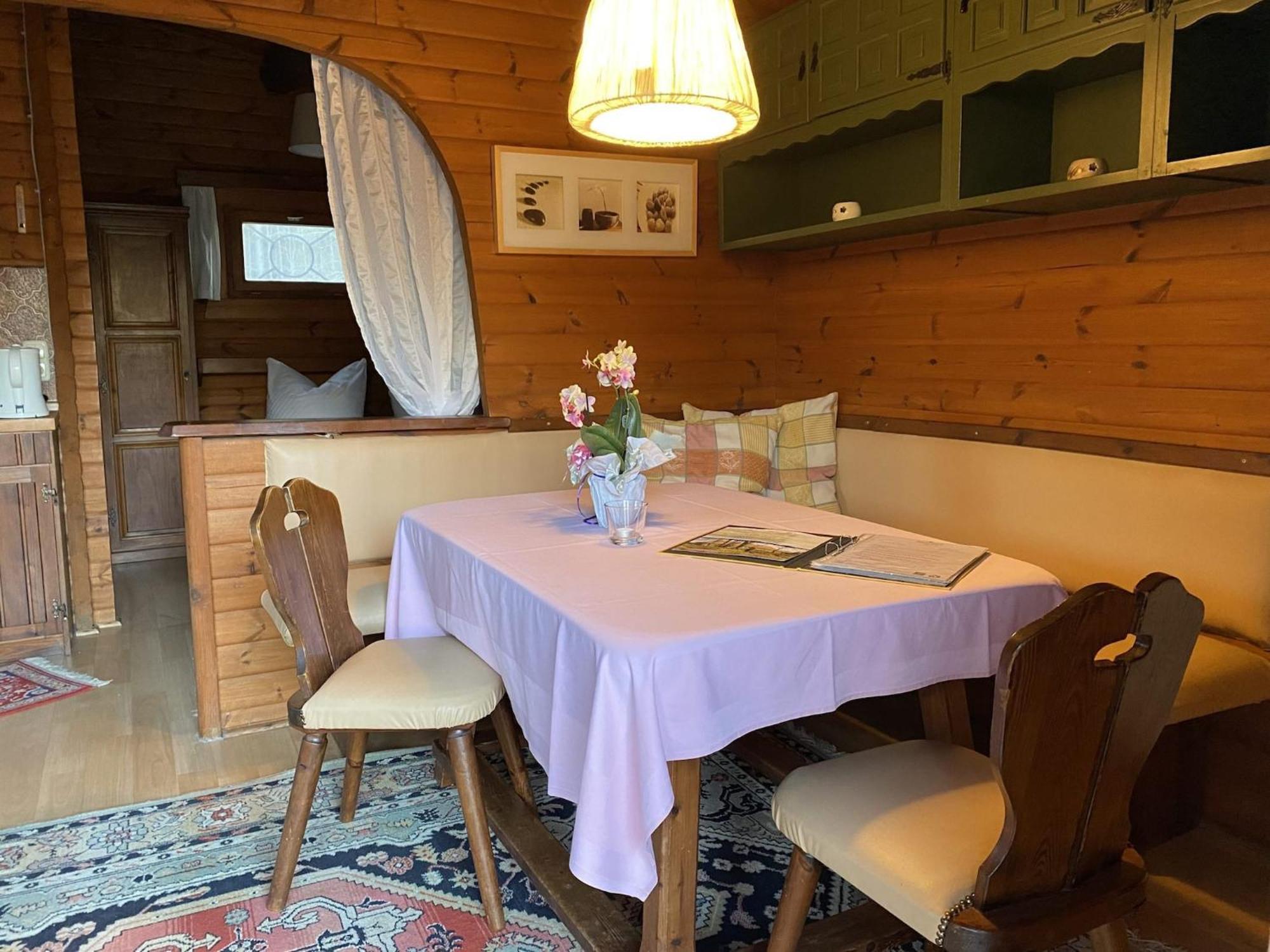 Cozy Holiday Home On A Horse Farm In The L Neburg Heath Eschede Exterior foto